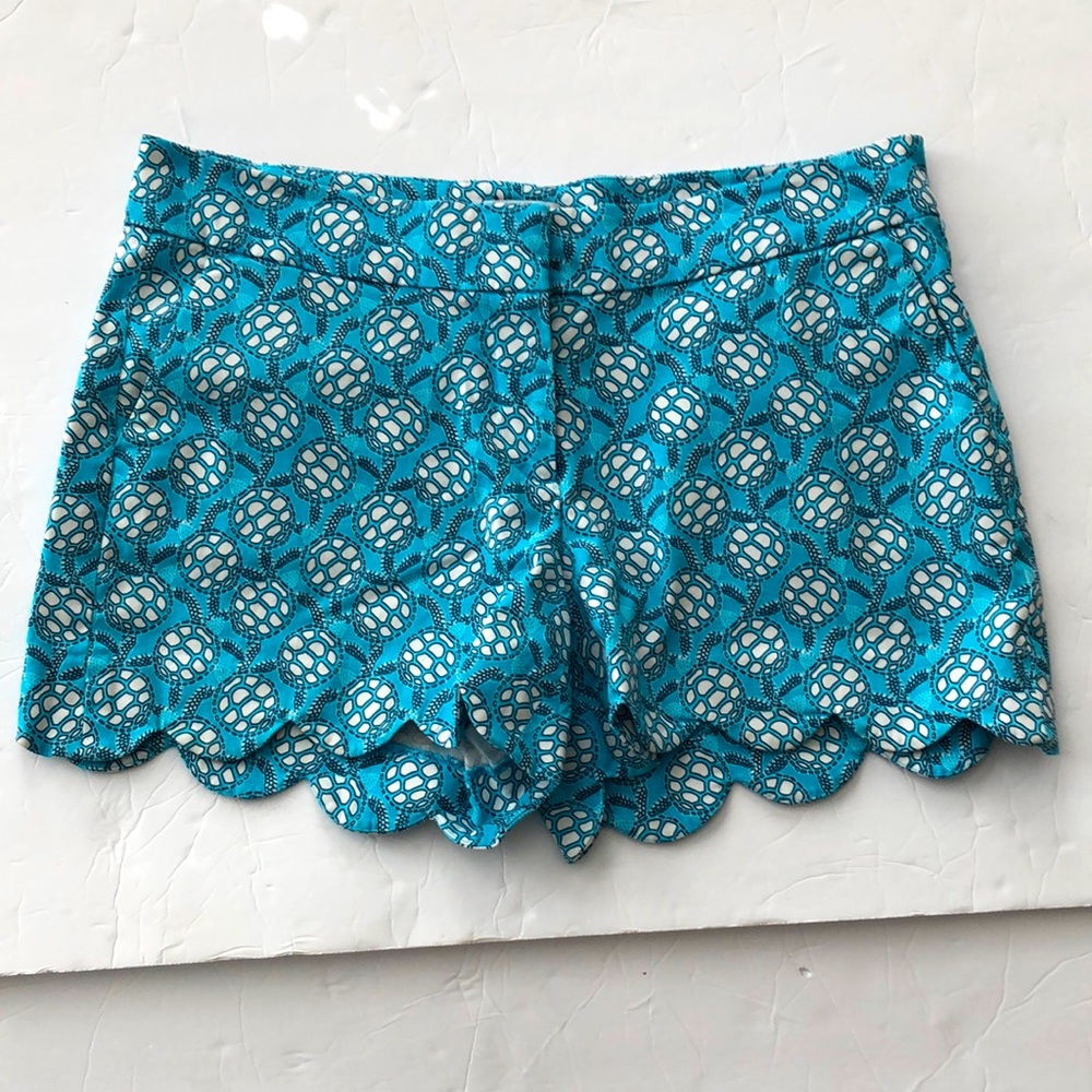 crown & ivy Shorts Blue Sea Turtle Scalloped SZ 6